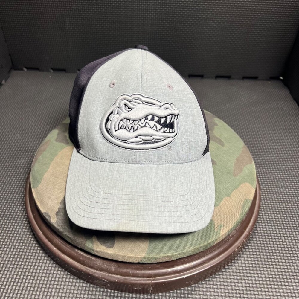 Top Of The World Florida Gators Memory Fit Hat Gray & Black Embroidered Logo Adj
